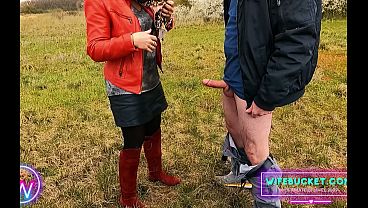 Wifebucket Amateurs – My mature wife drained my cock outdoors