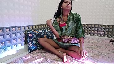 Desi Beauty in Green Top Red Skirt Gets Passionately Fucked – Real Homemade